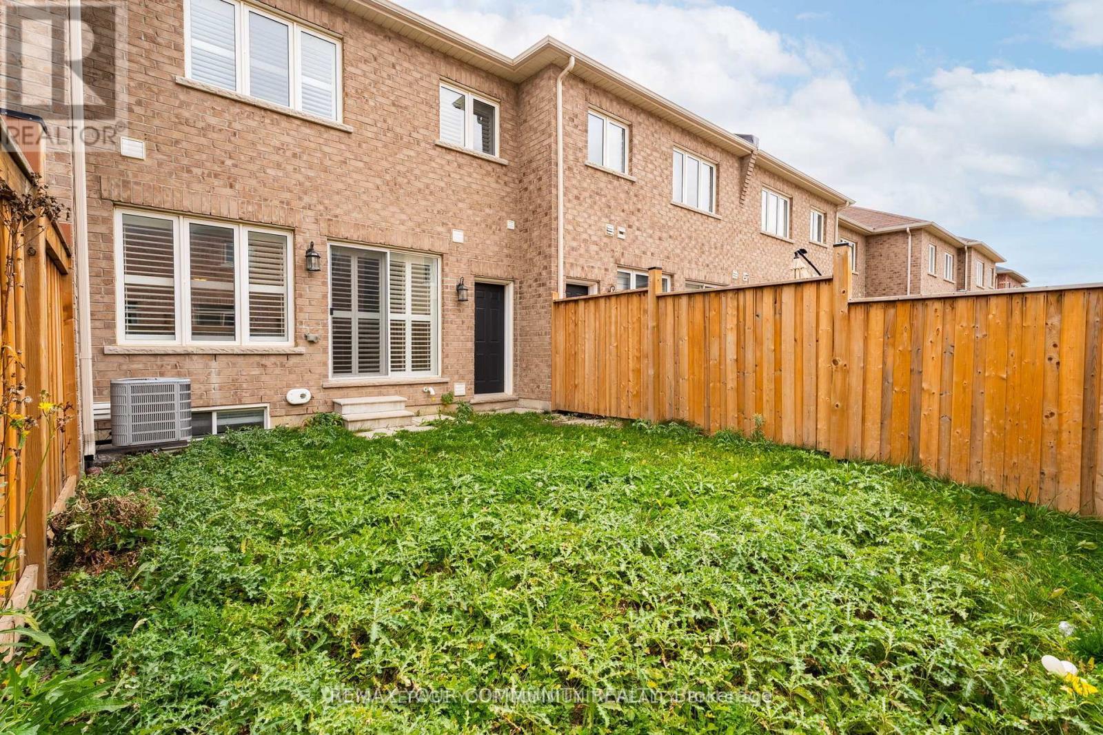 60 Golden Springs Drive, Brampton (Northwest Brampton), Ontario  L7A 4N6 - Photo 35 - W12829754