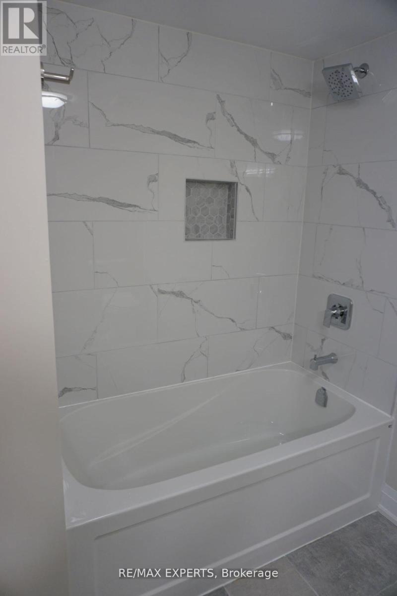 Lorem Ipsum Dolor Sit Amet, Oshawa, Ontario  L1J  - Photo 16 - DEMO29307522