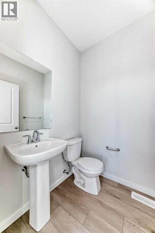 138 Lanark Gate Se, Airdrie, Alberta  T4A 3R7 - Photo 14 - A2289213