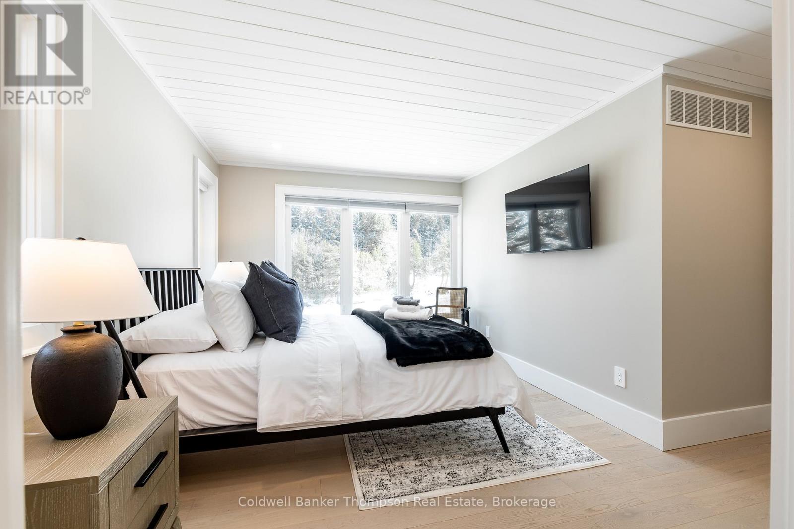 32 Church Street, Huntsville, Ontario  P1H 1G8 - Photo 37 - X12829818