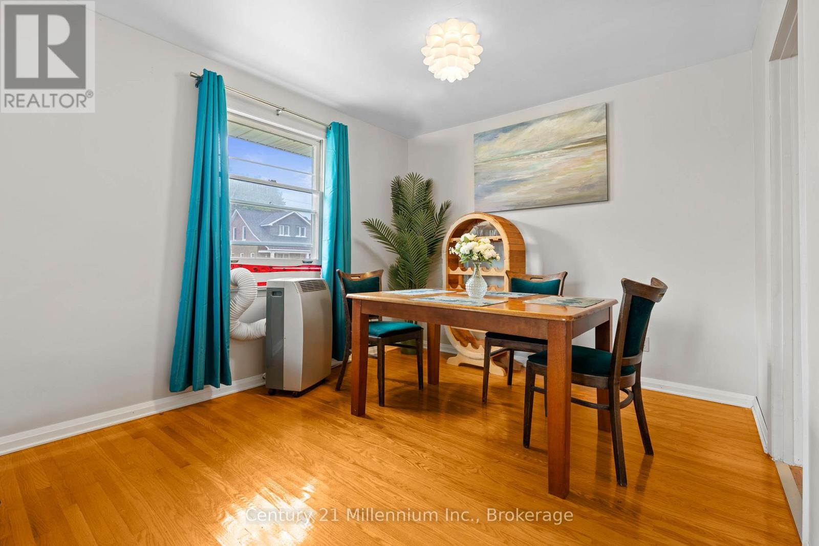 698 Gustavus Street, Saugeen Shores, Ontario  N0H 2C0 - Photo 27 - X12829830