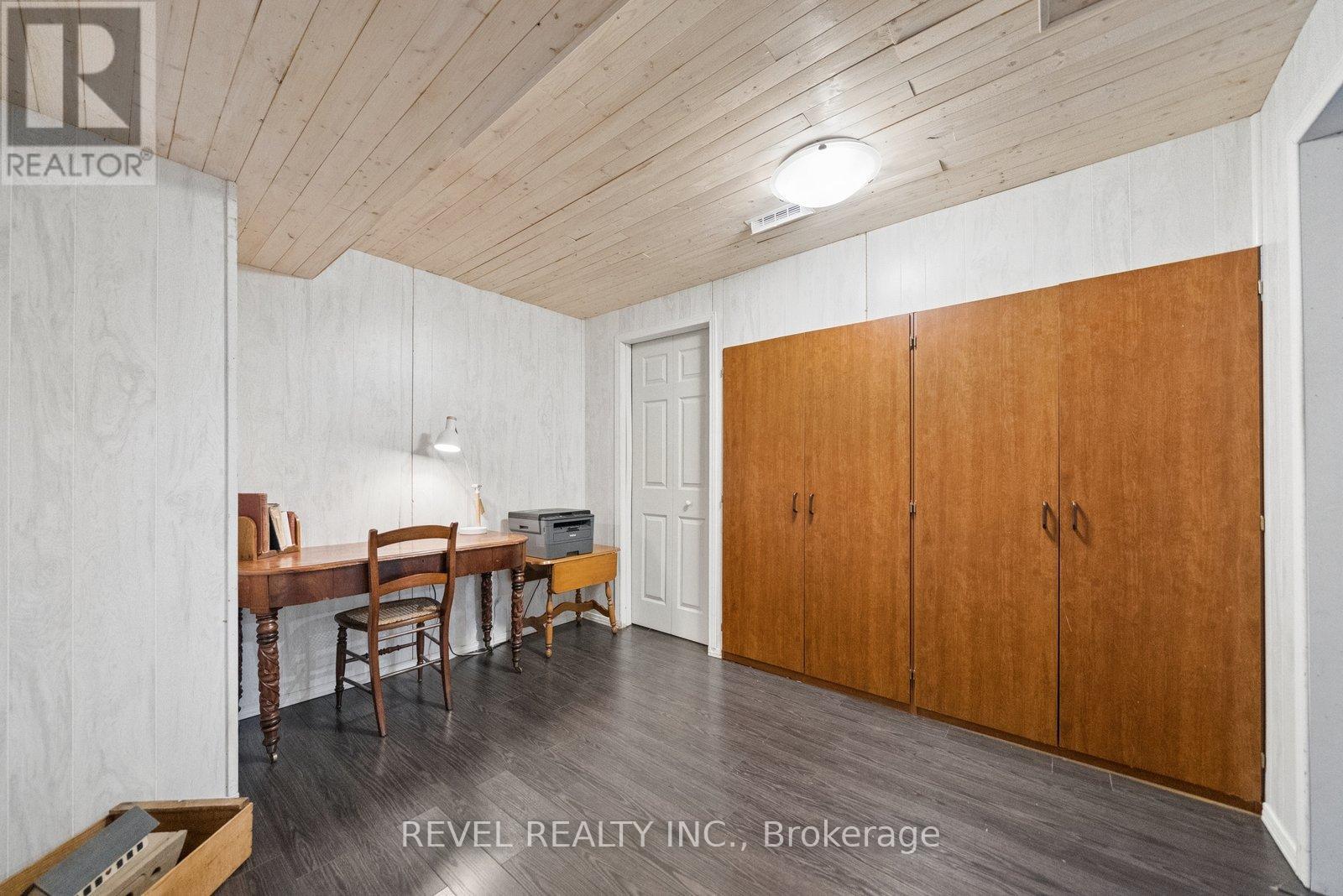 284 Victoria Avenue N, Kawartha Lakes (Lindsay), Ontario  K9V 6A8 - Photo 41 - X12829796