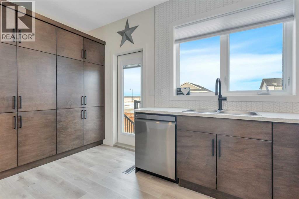 182 Norseman Close, Penhold, Alberta T0M 1R0 - Photo 21 - A2280653