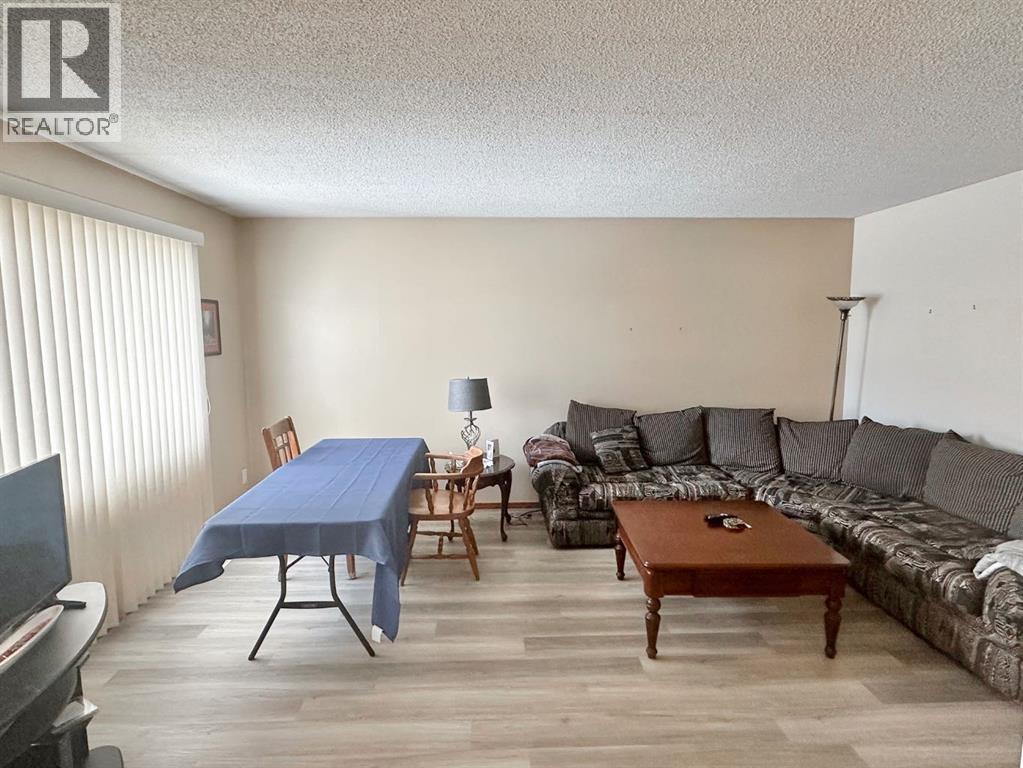 11702 94a Street, Grande Prairie, Alberta T8V 4R9 - Photo 5 - A2283311