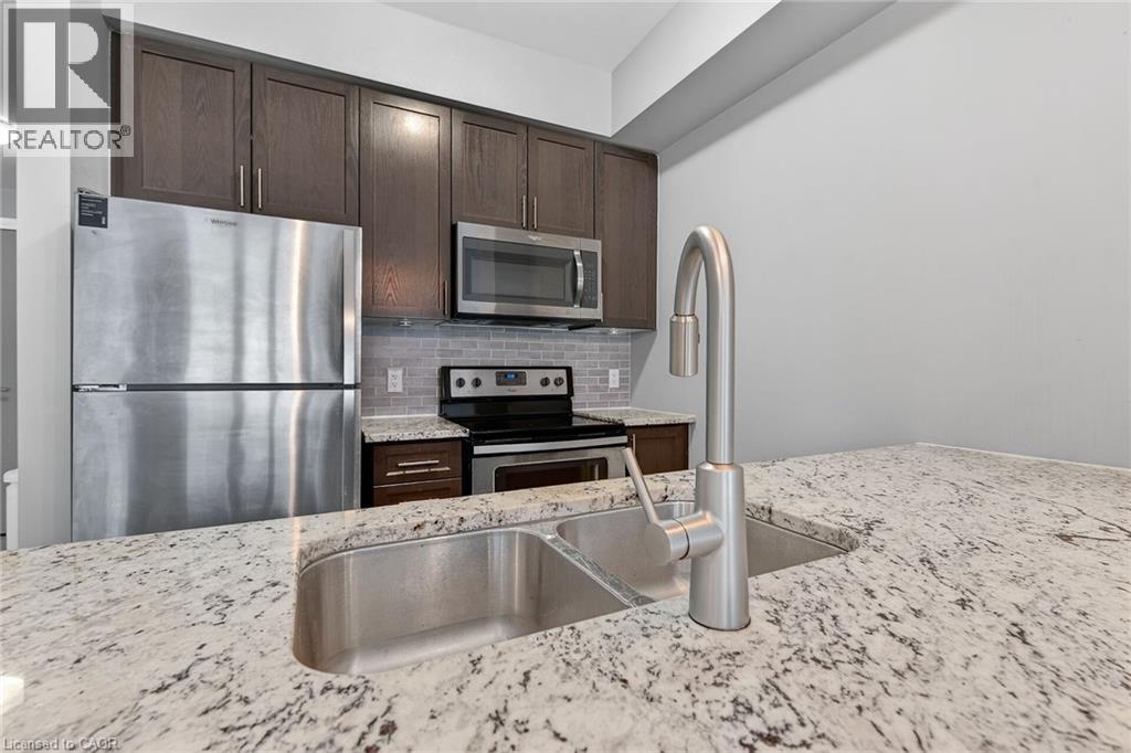 10 Concord Place Unit 110, Grimsby, Ontario  L3M 0G6 - Photo 8 - 40807643