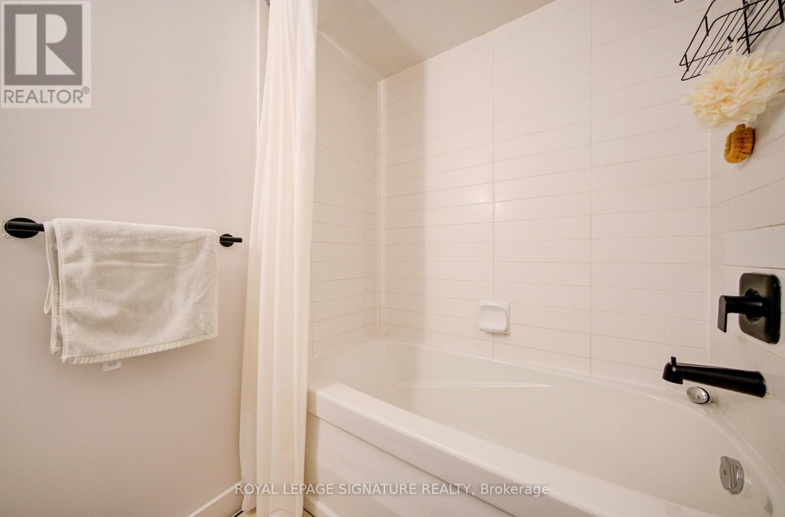 716 - 4k Spadina Avenue E, Toronto (Waterfront Communities), Ontario  M5V 3Y9 - Photo 13 - C12829778