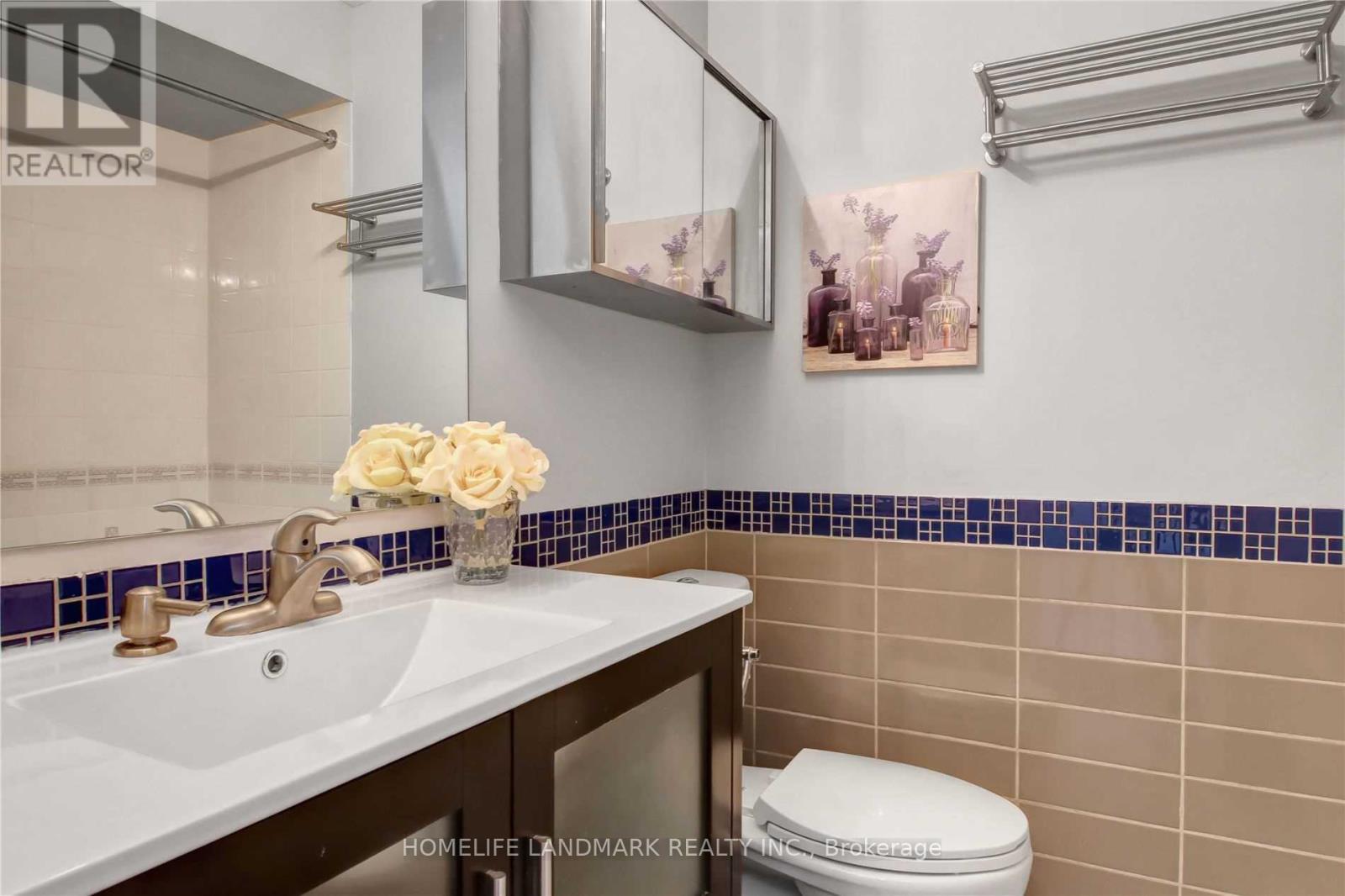 25 Hounslow Avenue, Toronto (Willowdale West), Ontario  M2N 2A9 - Photo 10 - C12829792