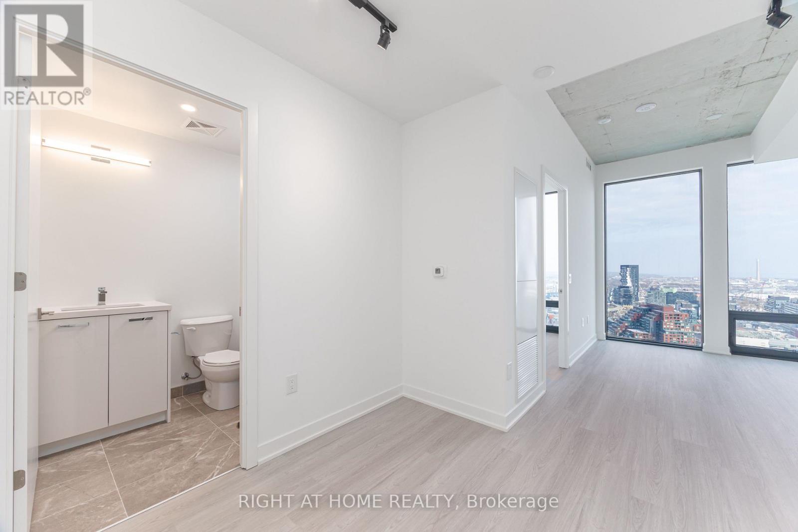 2701 - 284 King Street E, Toronto (Moss Park), Ontario  M5A 1K4 - Photo 15 - C12829812