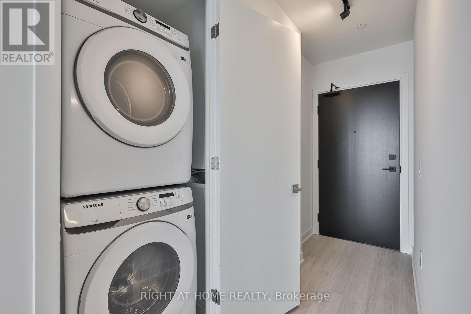 2701 - 284 King Street E, Toronto (Moss Park), Ontario  M5A 1K4 - Photo 19 - C12829812