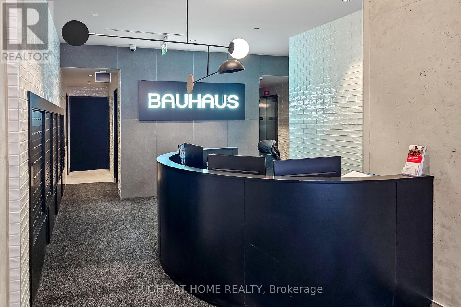 2701 - 284 King Street E, Toronto (Moss Park), Ontario  M5A 1K4 - Photo 3 - C12829812