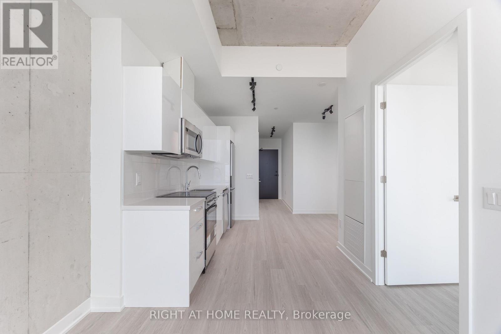 2701 - 284 King Street E, Toronto (Moss Park), Ontario  M5A 1K4 - Photo 8 - C12829812