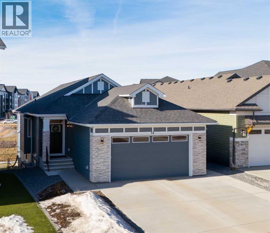 13 Emerson Crescent, Okotoks, Alberta