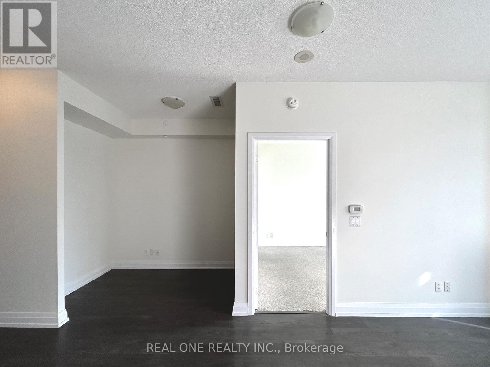 #208 - 7890 Bathurst Street, Vaughan (Beverley Glen), Ontario  L4J 0J8 - Photo 7 - N12829802