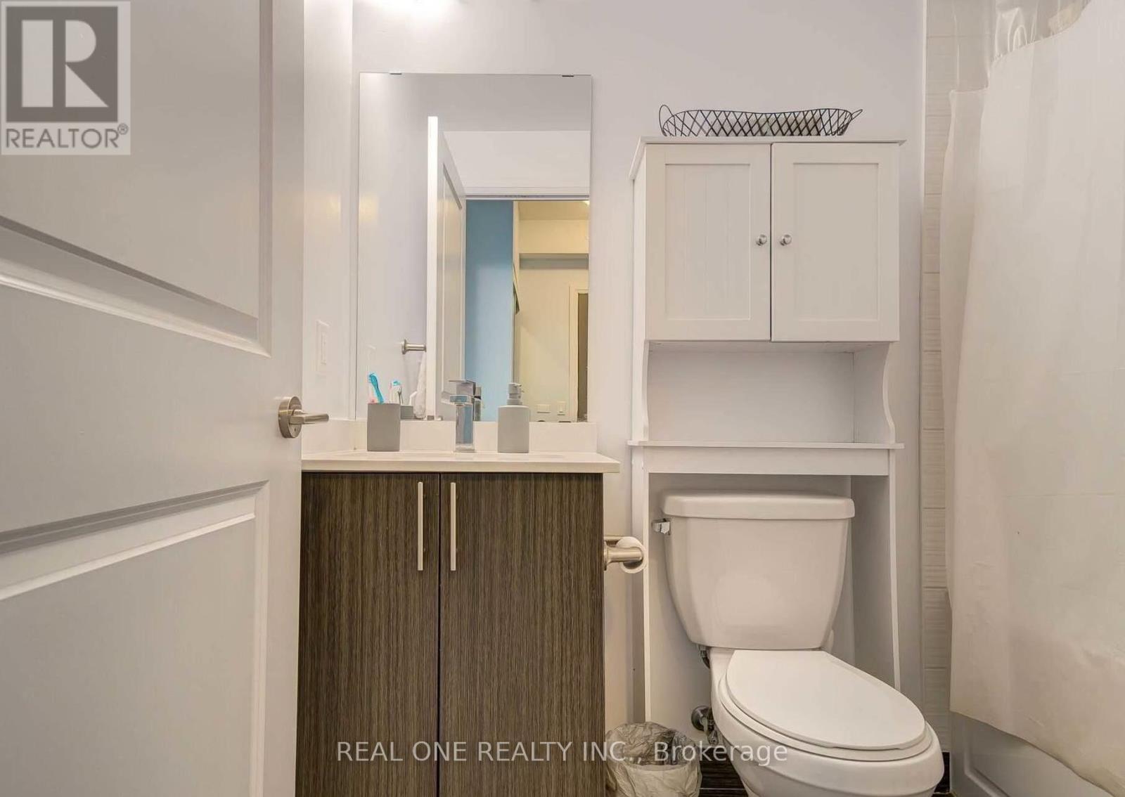 #208 - 7890 Bathurst Street, Vaughan (Beverley Glen), Ontario  L4J 0J8 - Photo 9 - N12829802