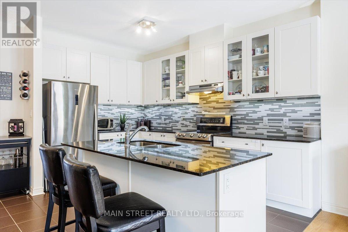 27 Radial Drive, Aurora, Ontario  L4G 0Z8 - Photo 13 - N12829820