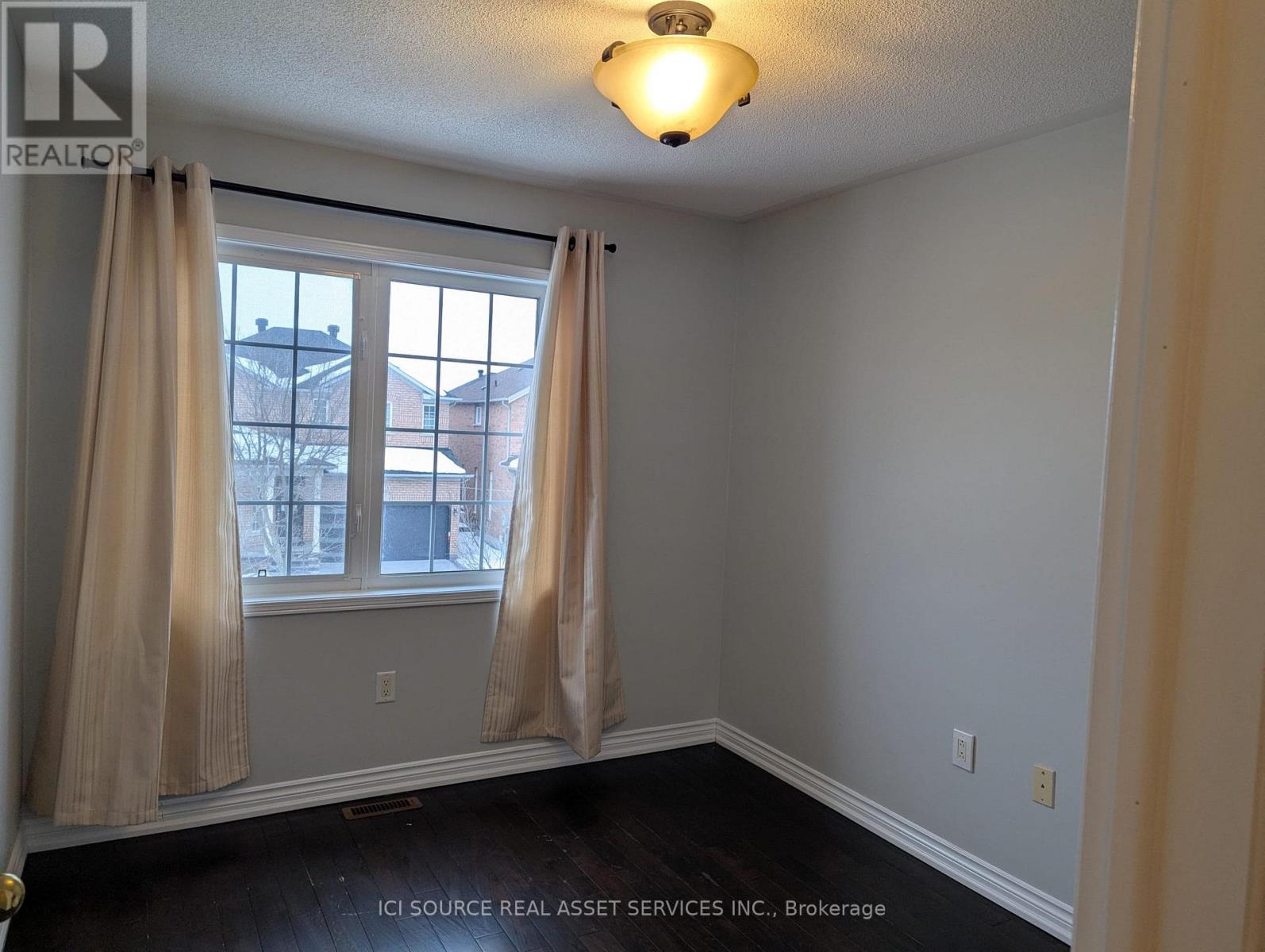 77 Rainbow Valley Crescent, Markham (Greensborough), Ontario  L6E 1M2 - Photo 2 - N12829832