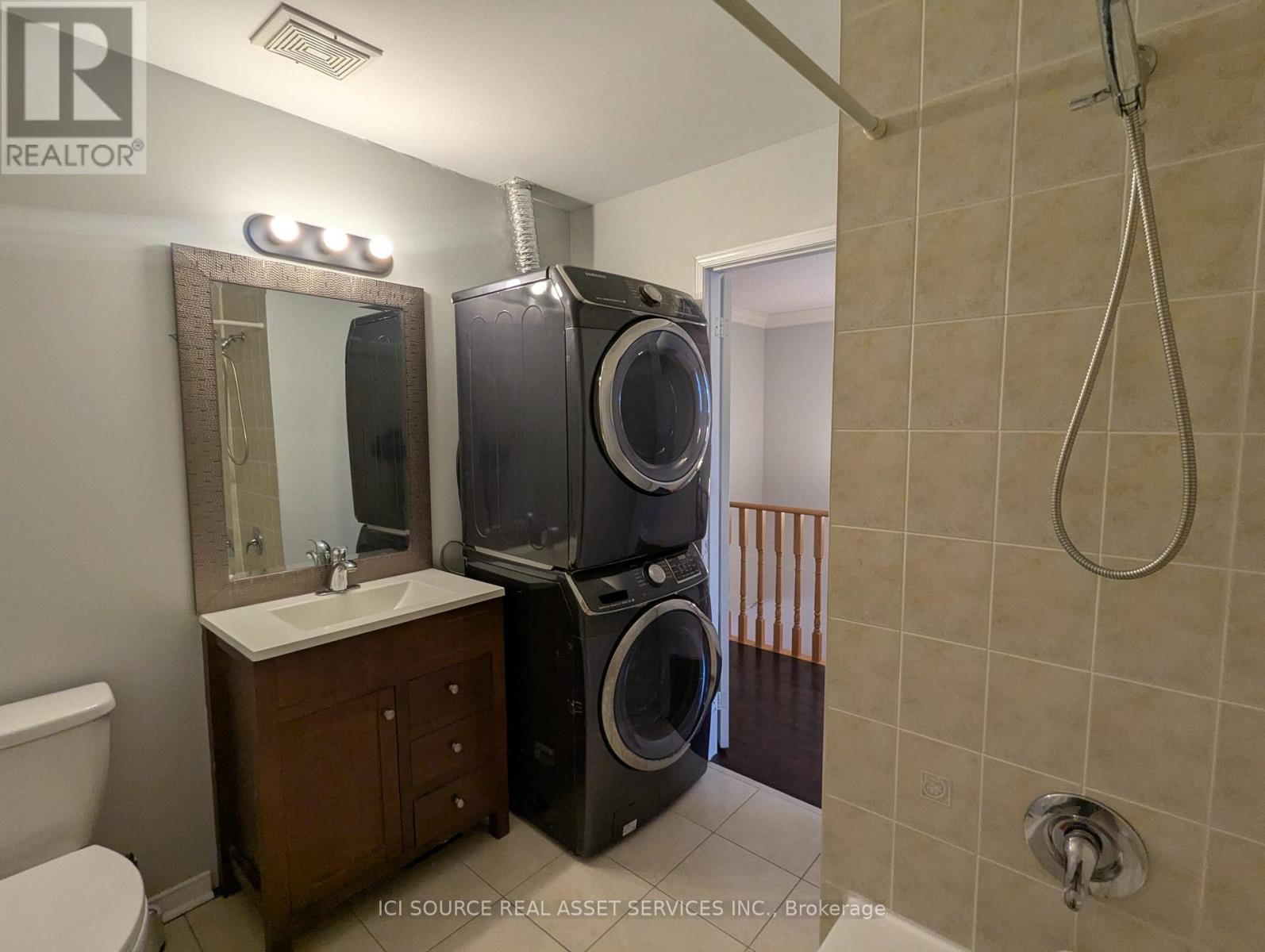 77 Rainbow Valley Crescent, Markham (Greensborough), Ontario  L6E 1M2 - Photo 4 - N12829832