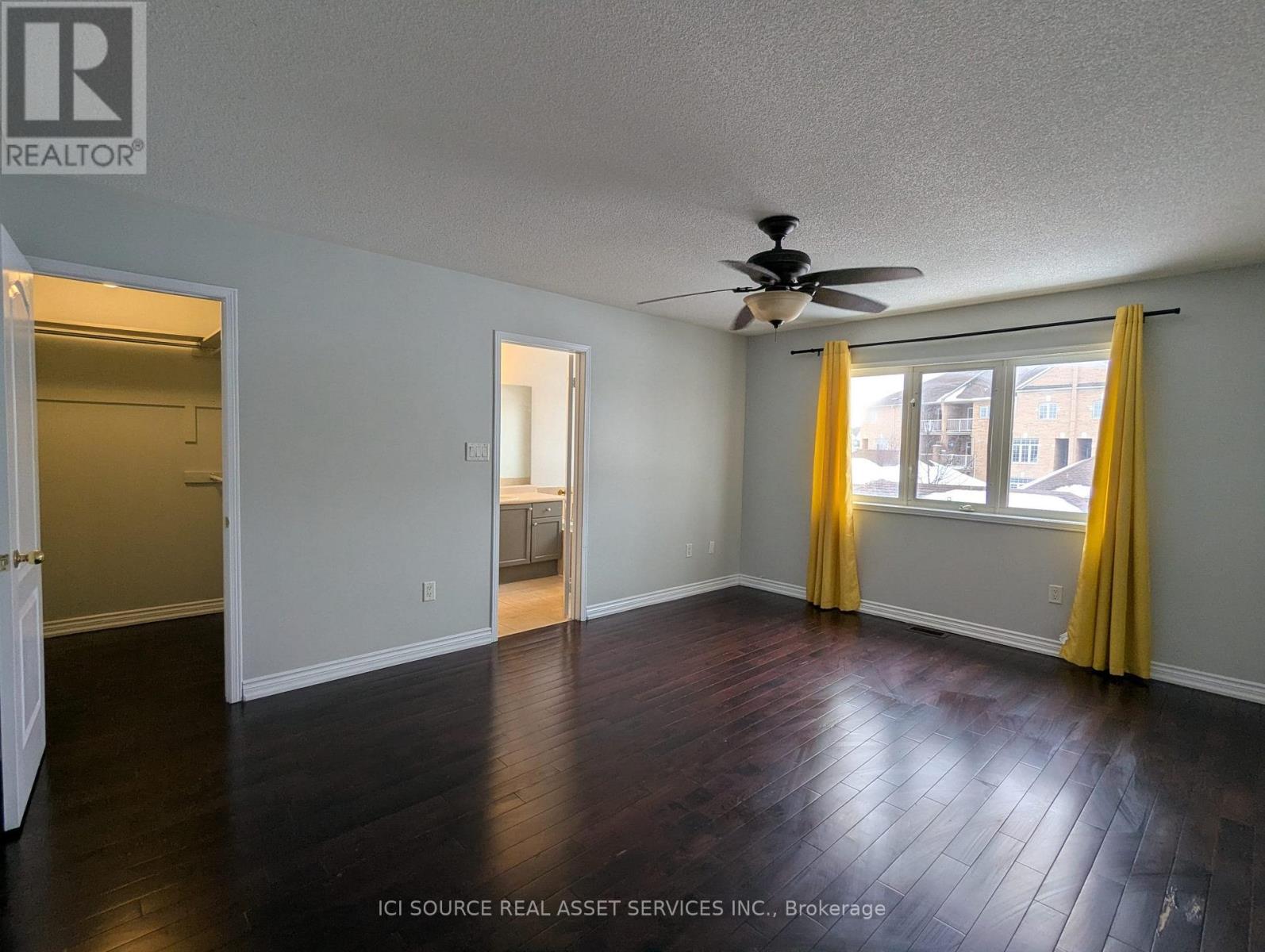 77 Rainbow Valley Crescent, Markham (Greensborough), Ontario  L6E 1M2 - Photo 5 - N12829832