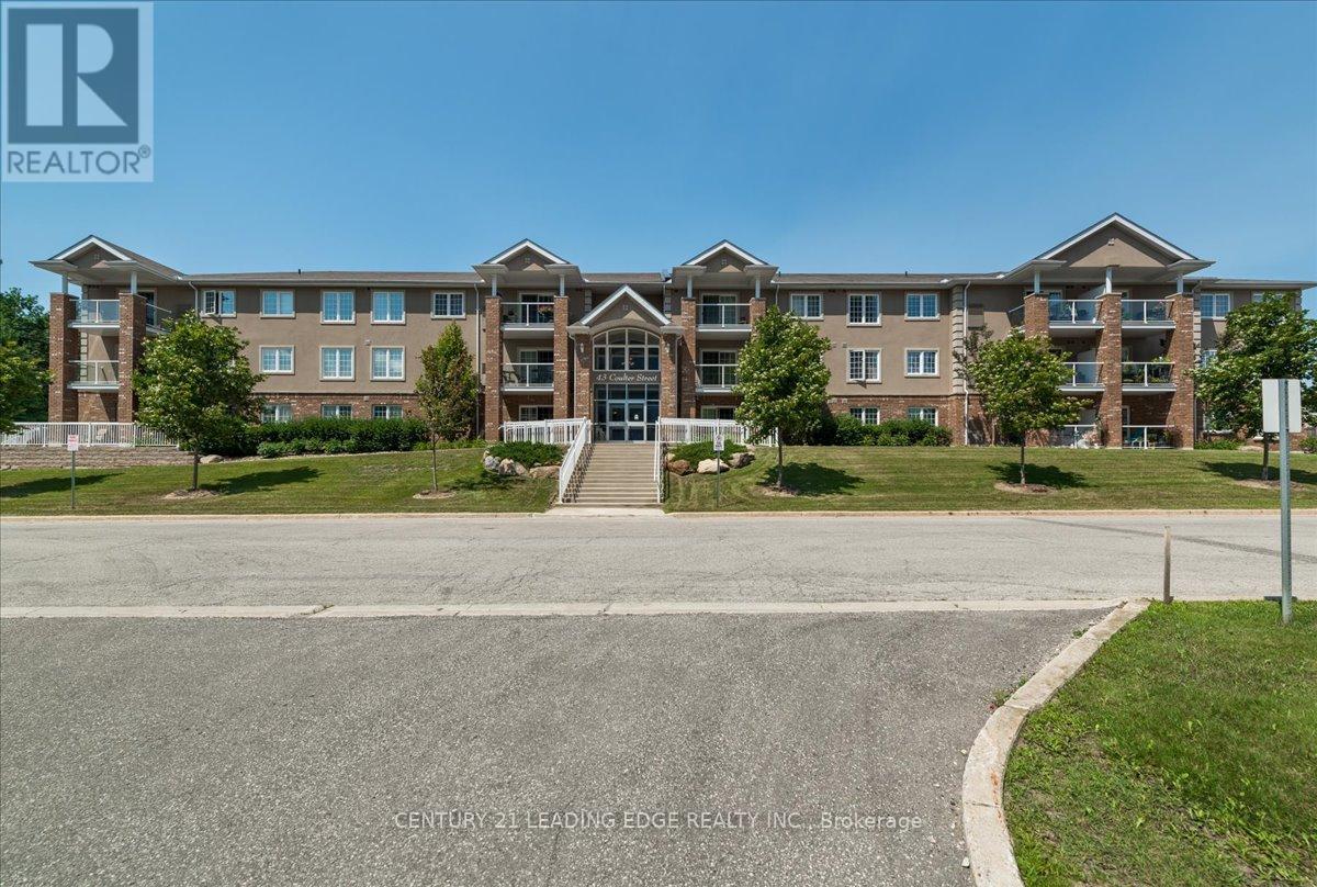 20 - 43 COULTER STREET, Barrie, Ontario