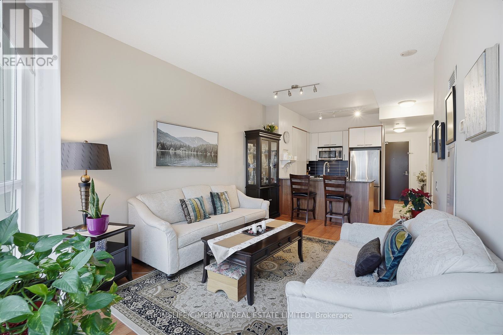 2006 - 1 Valhalla Inn Road, Toronto, Ontario  M9B 1S9 - Photo 6 - W12694834