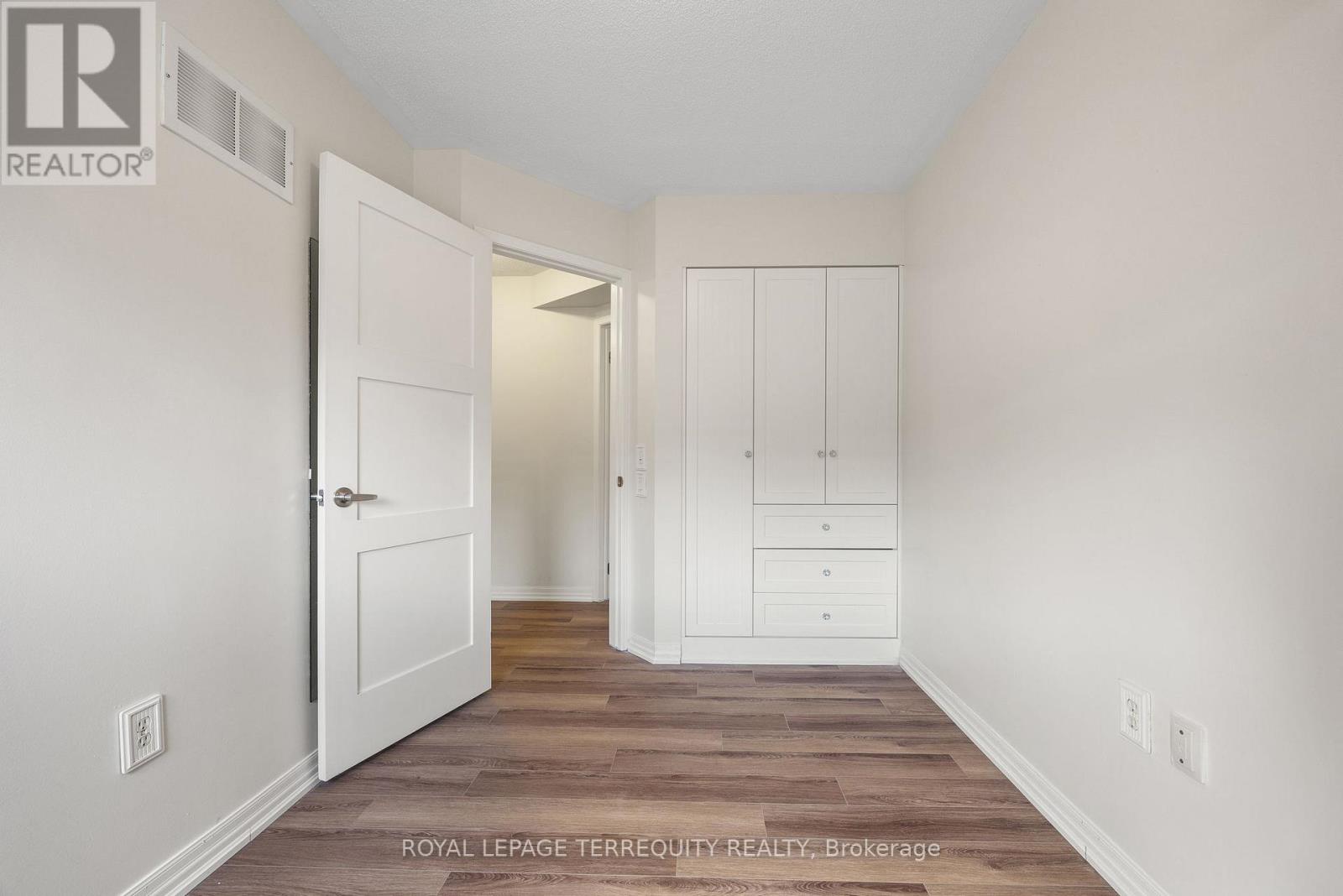 129 - 760 Lawrence Avenue, Toronto, Ontario  M6A 3E7 - Photo 11 - W12829782