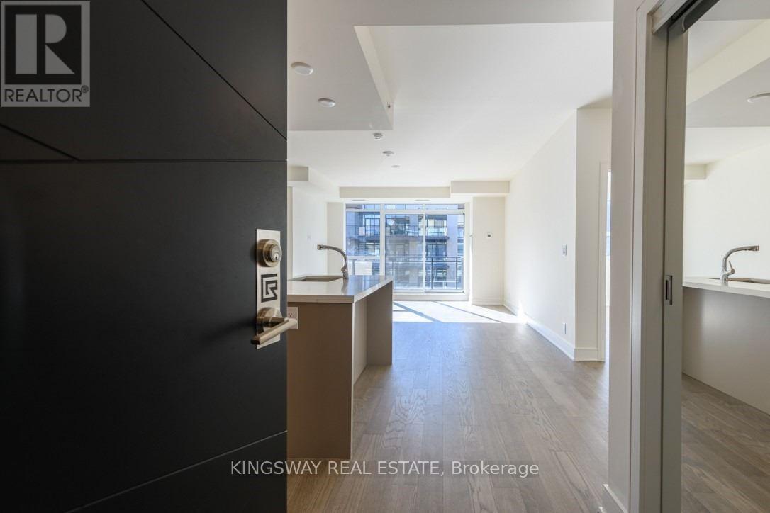 356 - 1575 Lakeshore Road W, Mississauga, Ontario  L5J 0B1 - Photo 3 - W12829784