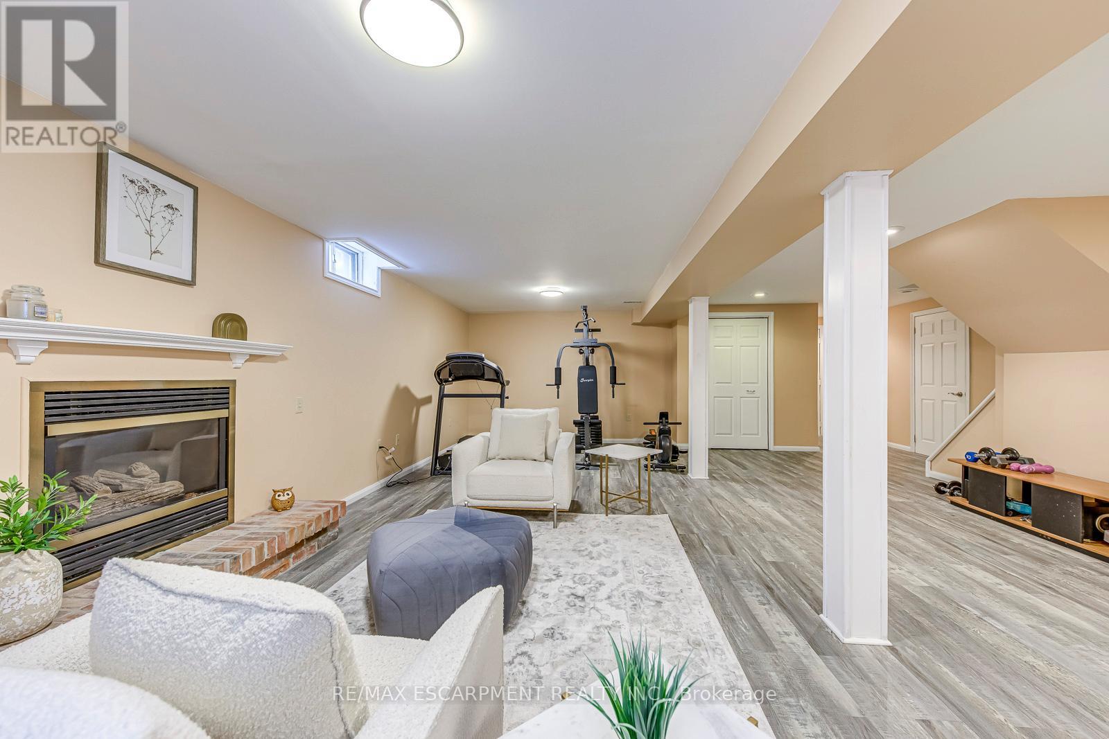 2223 Vista Drive, Burlington, Ontario  L7M 3N5 - Photo 42 - W12829810