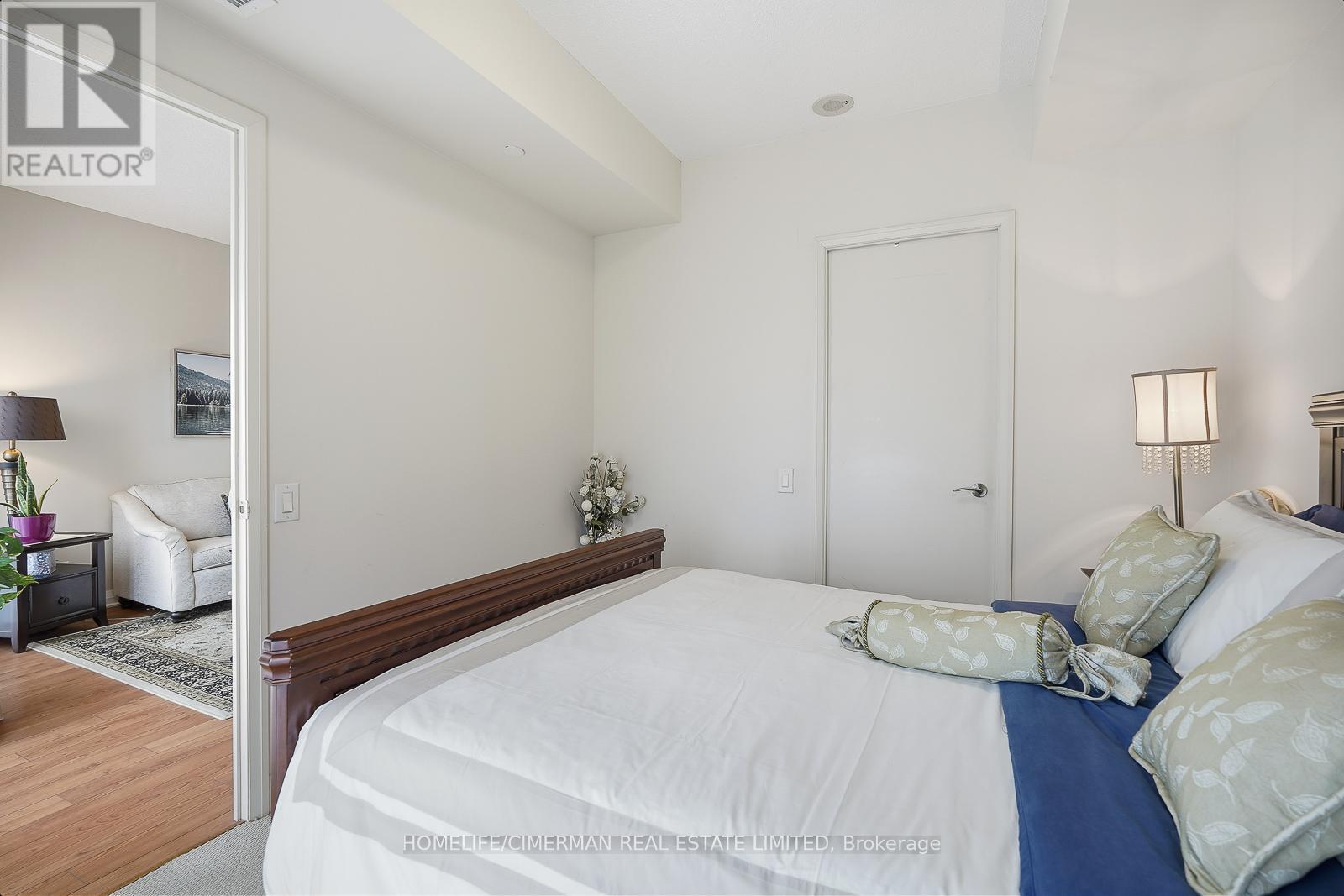 2006 - 1 Valhalla Inn Road, Toronto, Ontario  M9B 1S9 - Photo 22 - W12694834