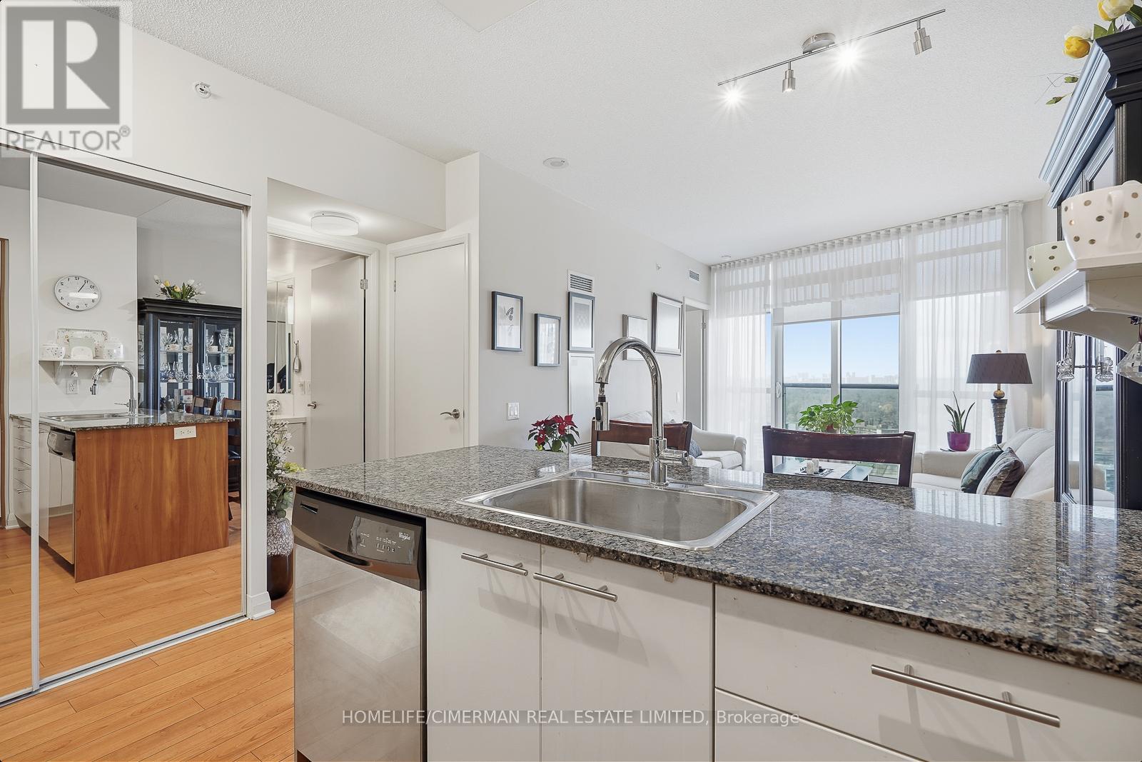 2006 - 1 Valhalla Inn Road, Toronto, Ontario  M9B 1S9 - Photo 14 - W12694834