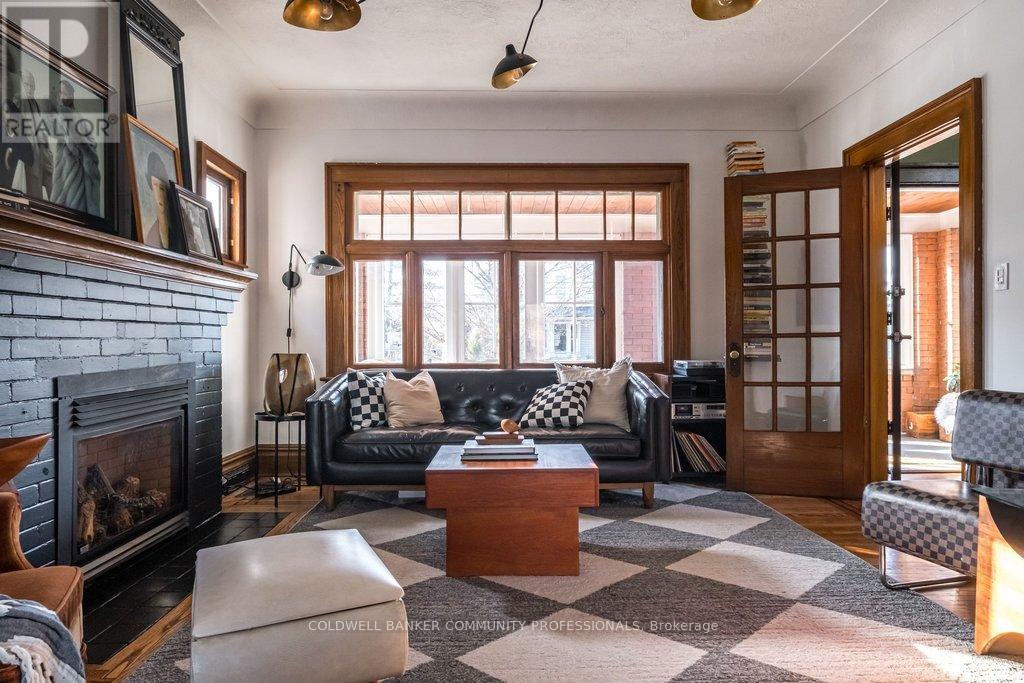 411 Dundurn Street S, Hamilton, Ontario  L8P 4L8 - Photo 11 - X12829848