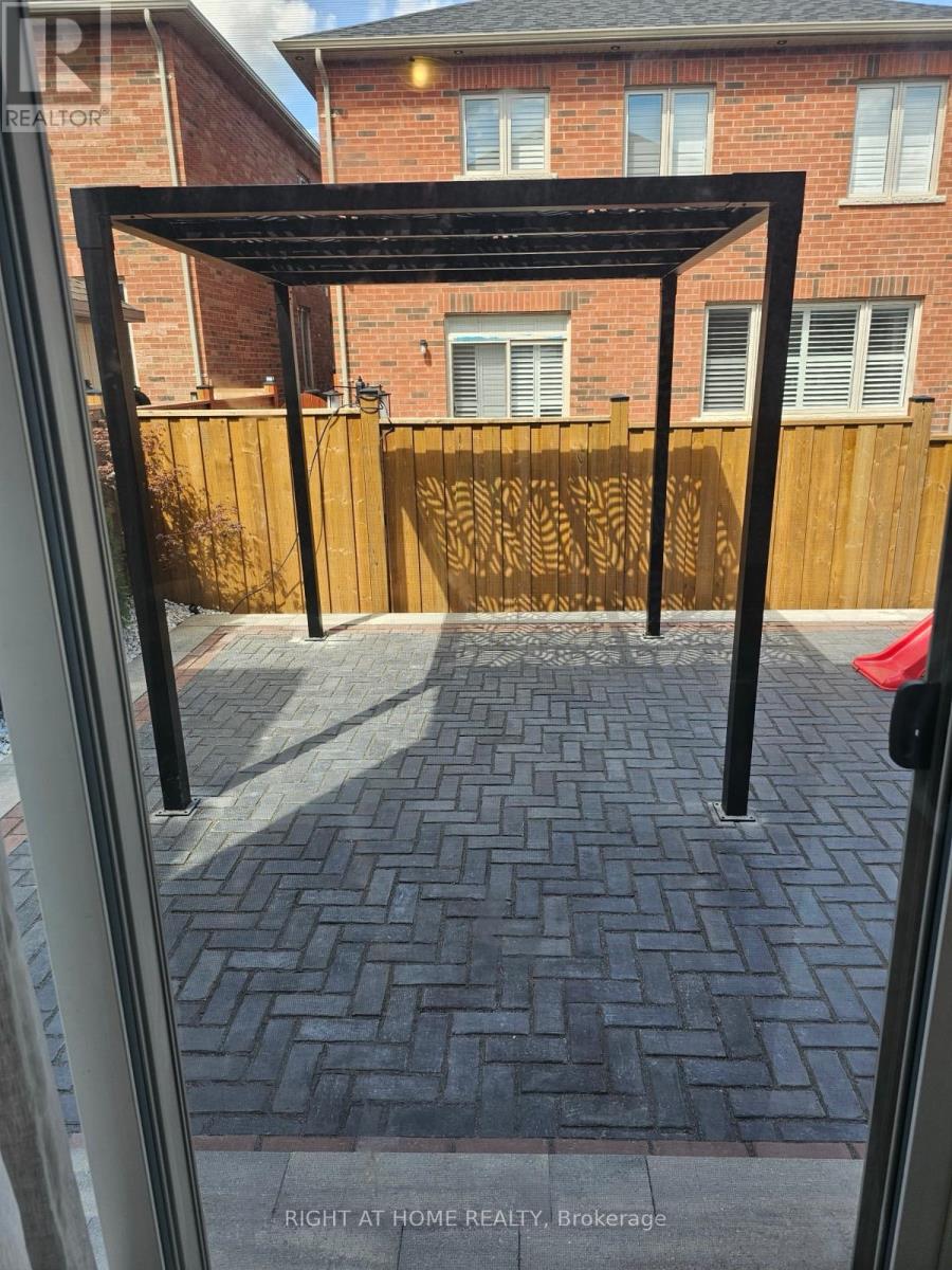 1174 Sepia Square, Pickering, Ontario  L1X 0H1 - Photo 48 - E12819920