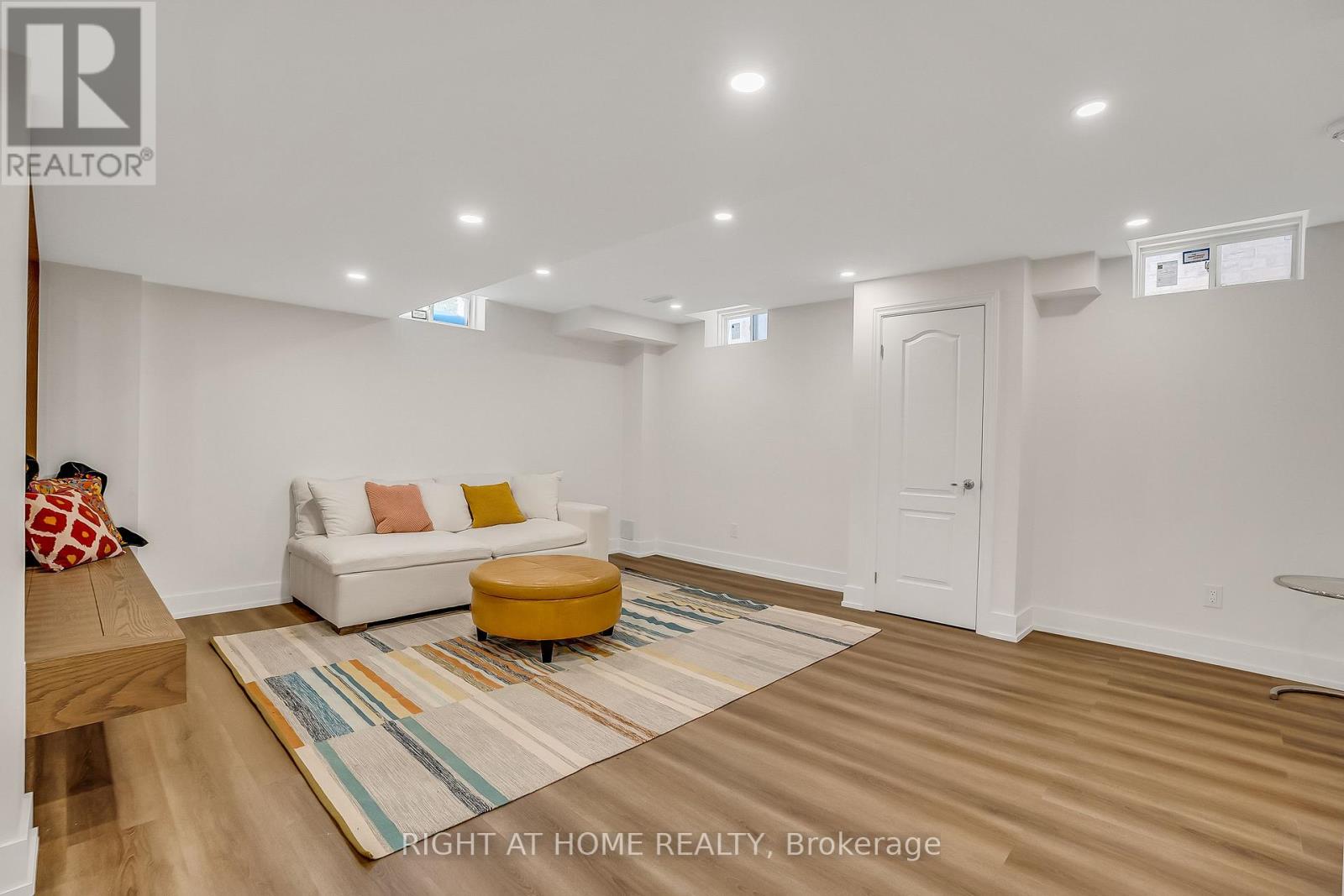 1174 Sepia Square, Pickering, Ontario  L1X 0H1 - Photo 43 - E12819920