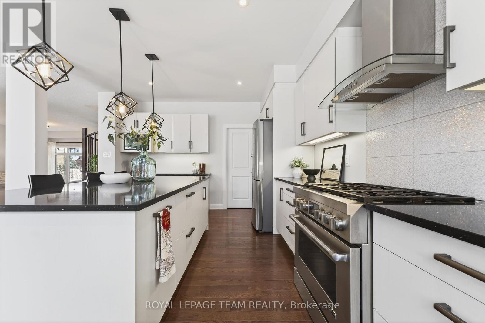 138 Stonemeadow Drive, Ottawa, Ontario  K2M 0G9 - Photo 19 - X12819246