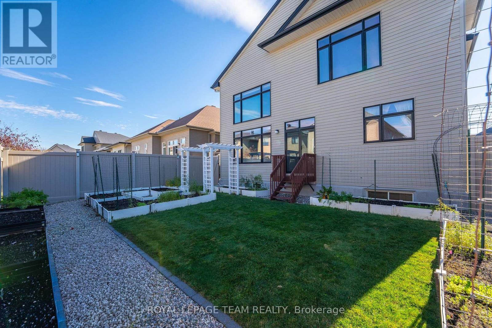 138 Stonemeadow Drive, Ottawa, Ontario  K2M 0G9 - Photo 49 - X12819246