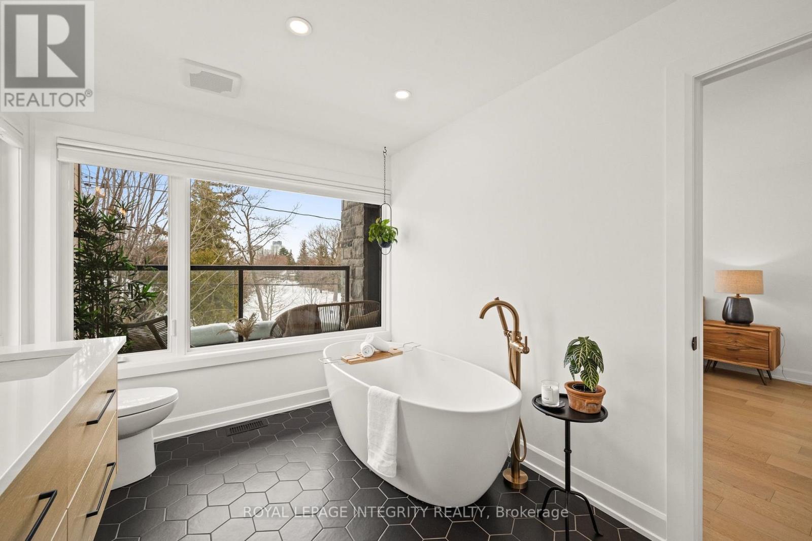 276 Clare Street, Ottawa, Ontario  K1Z 7E3 - Photo 25 - X12827478