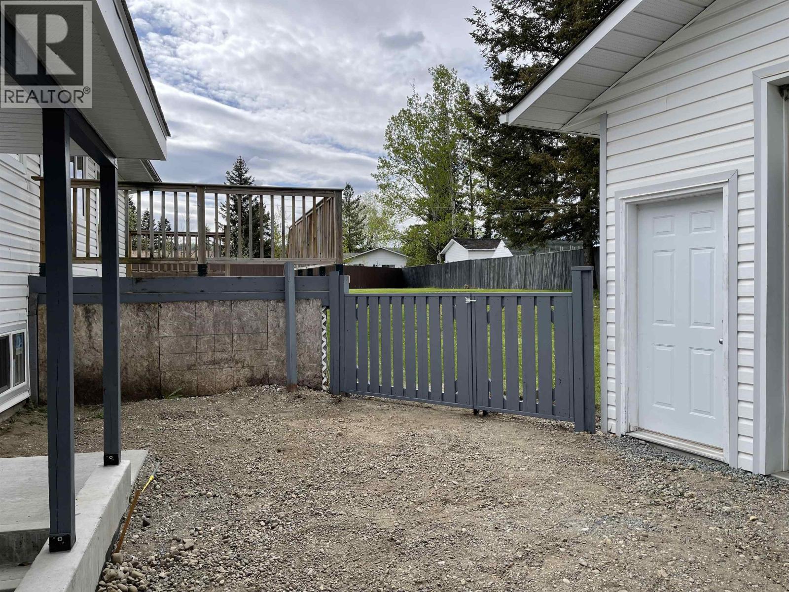 1450 Fraser Crescent, Prince George, British Columbia  V2M 3Y2 - Photo 11 - R3094334