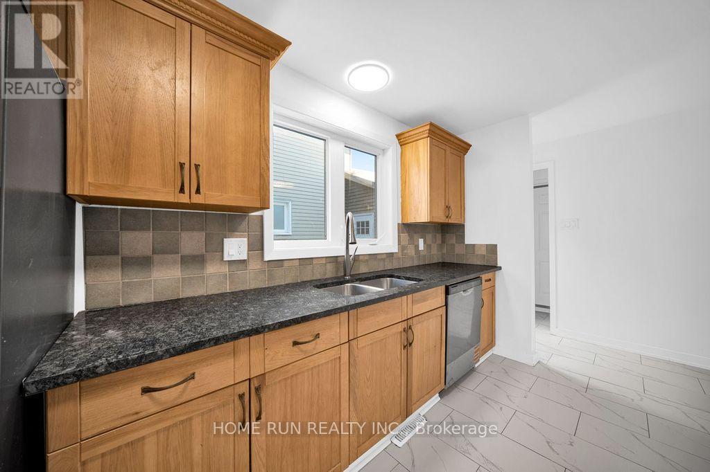 47 Coolspring Crescent, Ottawa, Ontario  K2E 7M9 - Photo 18 - X12829888