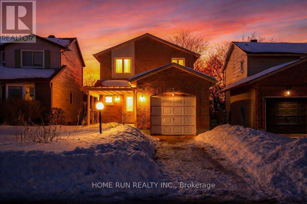 47 Coolspring Crescent, Ottawa, Ontario  K2E 7M9 - Photo 2 - X12829888