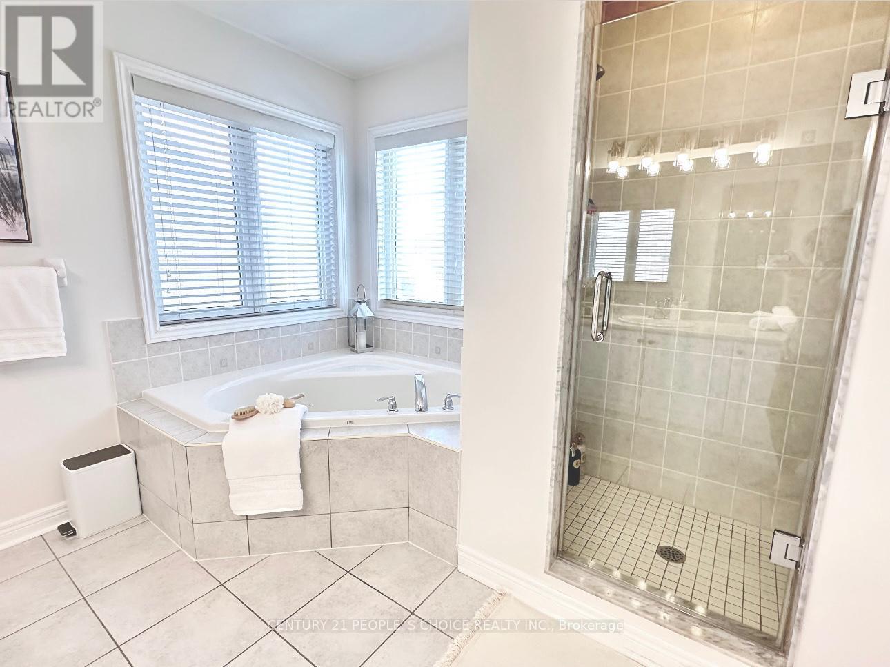 29 Young Drive, Brampton, Ontario  L6Y 0P4 - Photo 29 - W12823800