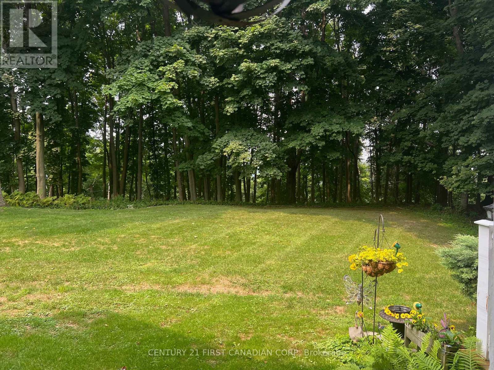 10 - 374 Front Street, Central Elgin, Ontario  N5L 1E9 - Photo 31 - X12674092