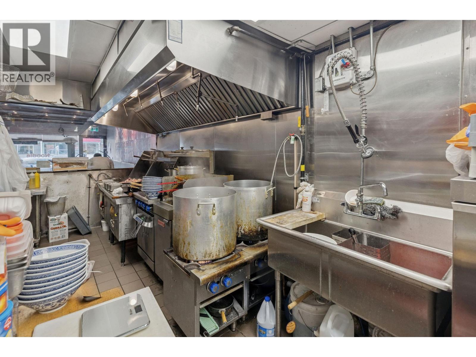 1739 Robson Street, Vancouver, British Columbia V6G 1C9 - Photo 12 - C8074738