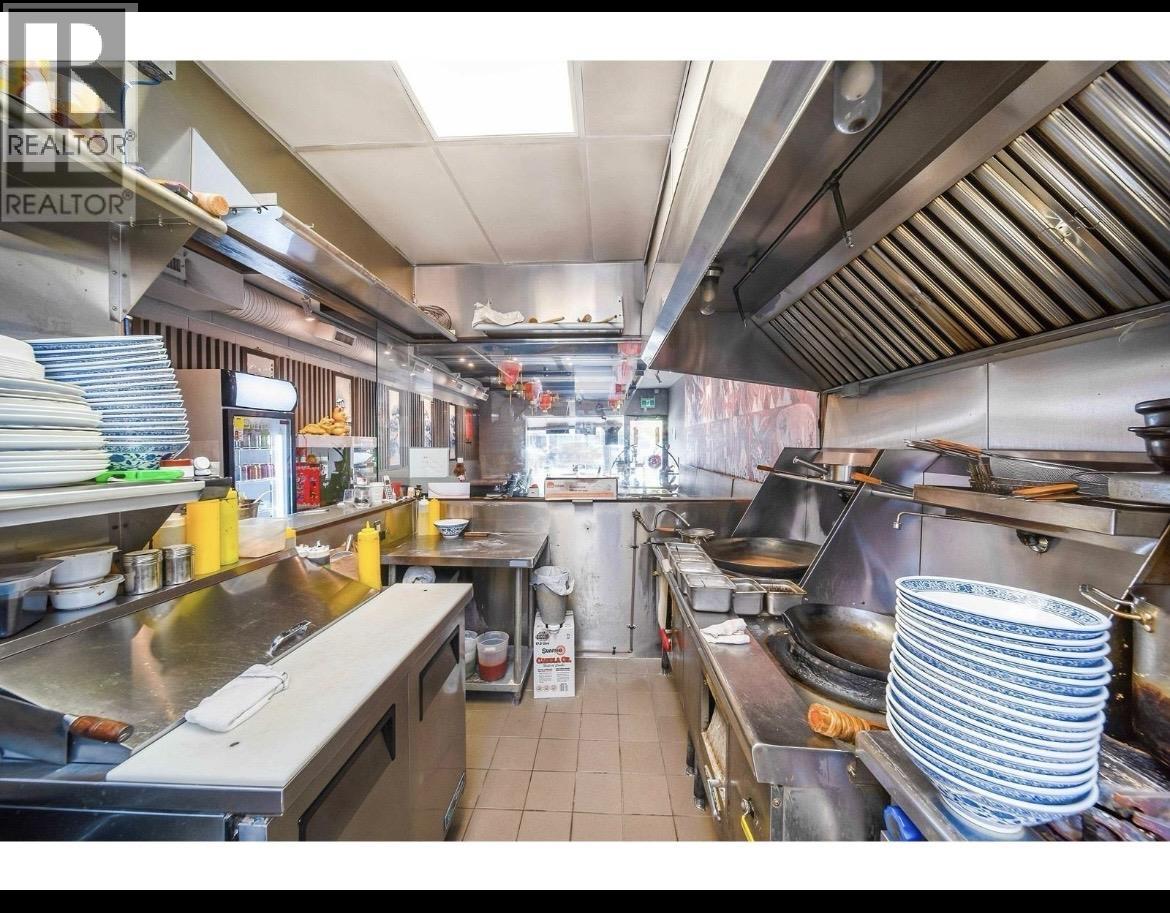 1739 Robson Street, Vancouver, British Columbia V6G 1C9 - Photo 4 - C8074738