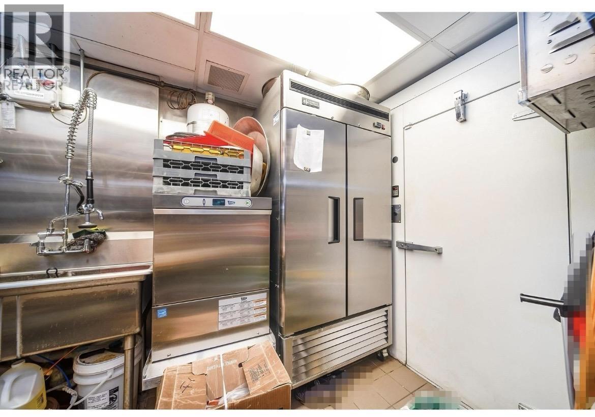 1739 Robson Street, Vancouver, British Columbia V6G 1C9 - Photo 7 - C8074738