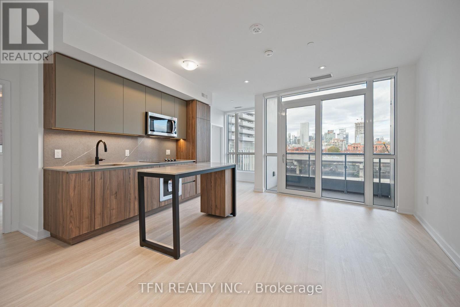 532 - 15 Richardson Street, Toronto, Ontario  M5A 0Y5 - Photo 2 - C12829870