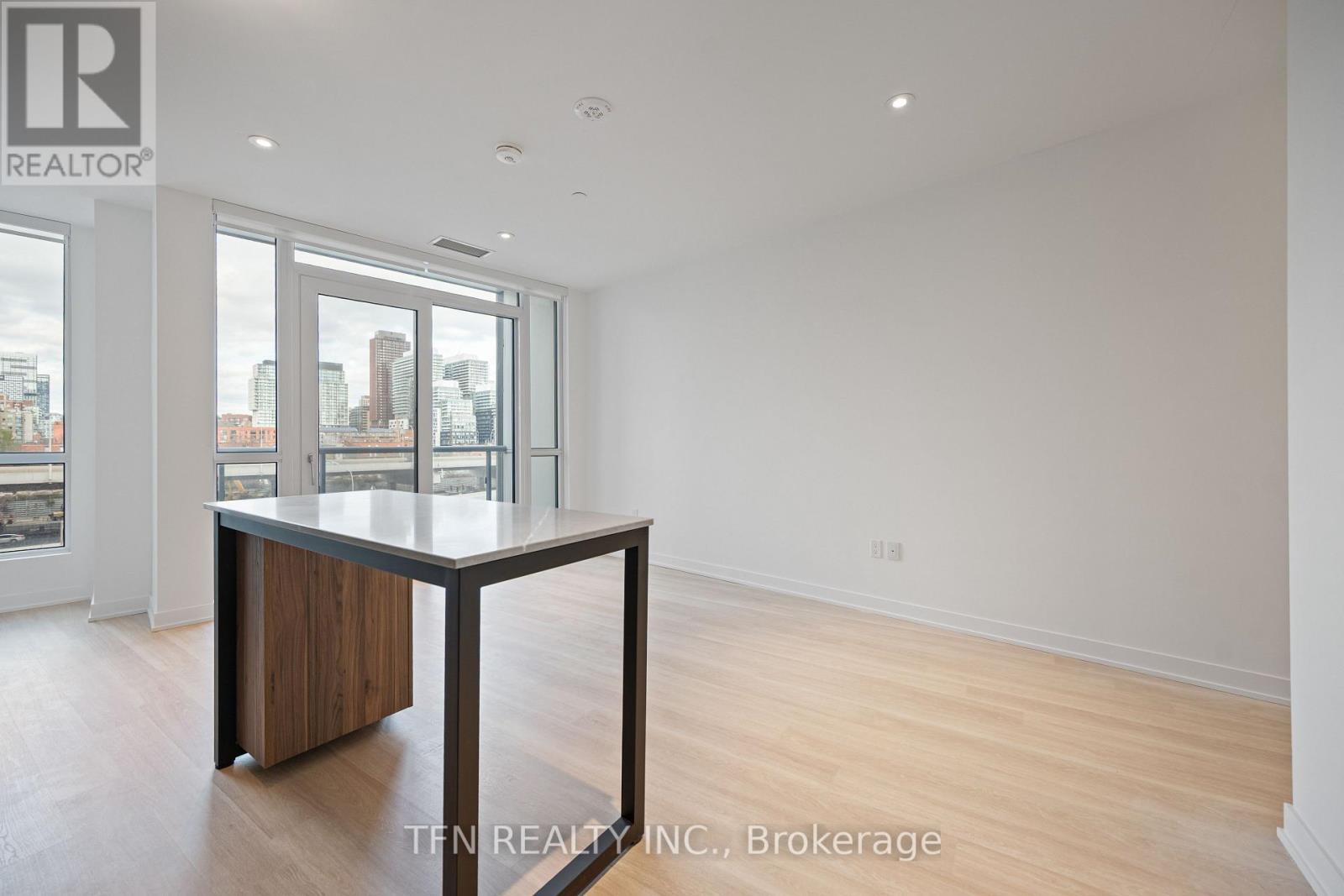 532 - 15 Richardson Street, Toronto, Ontario  M5A 0Y5 - Photo 3 - C12829870