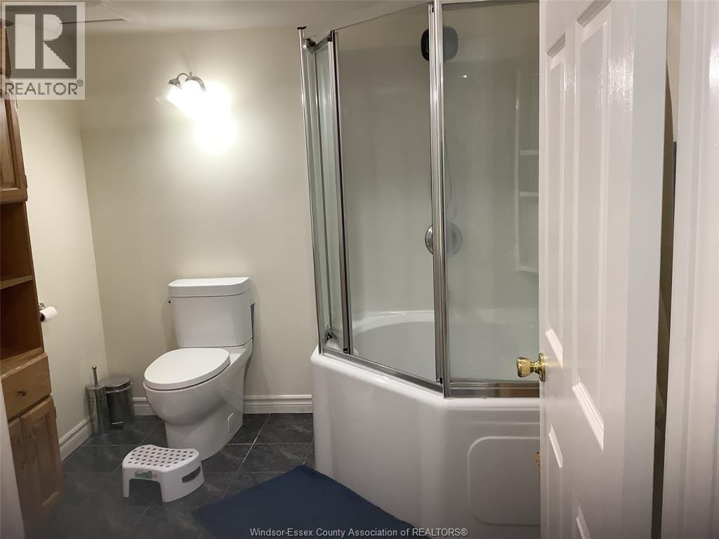 342 Thorn Ridge Crescent, Amherstburg, Ontario  N9V 3X4 - Photo 11 - 26004136