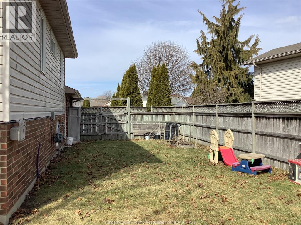 342 Thorn Ridge Crescent, Amherstburg, Ontario  N9V 3X4 - Photo 14 - 26004136