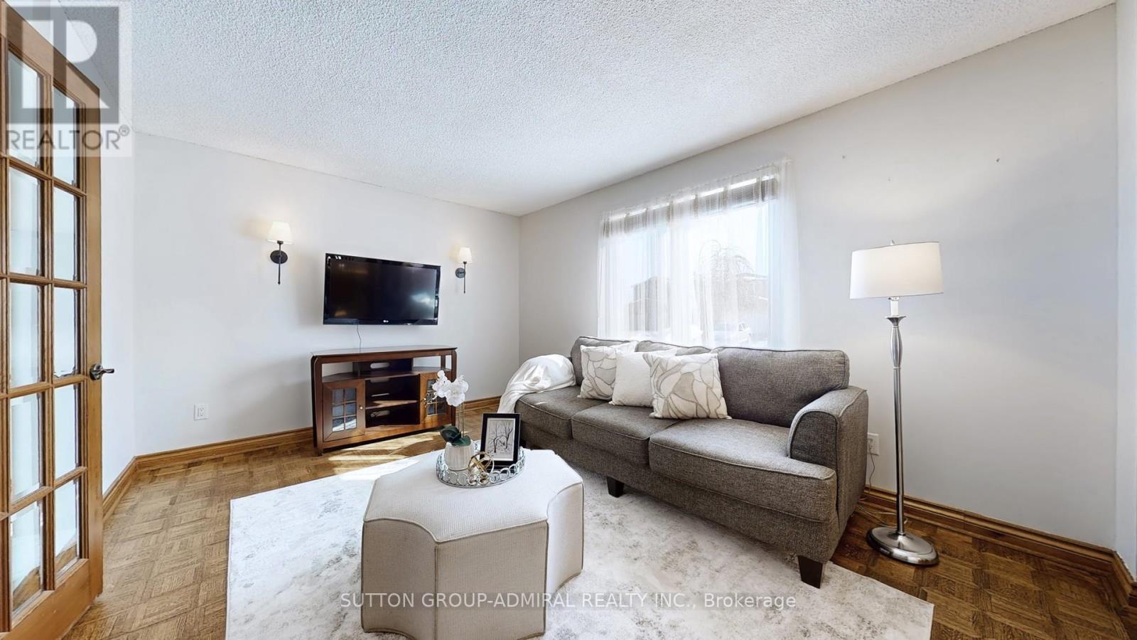 44 Birch Meadow Outlook, Vaughan, Ontario  L4L 3H6 - Photo 4 - N12829858