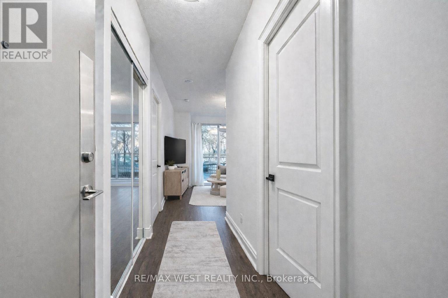 217 - 16 Brookers Lane, Toronto, Ontario  M8V 0A5 - Photo 8 - W12829908