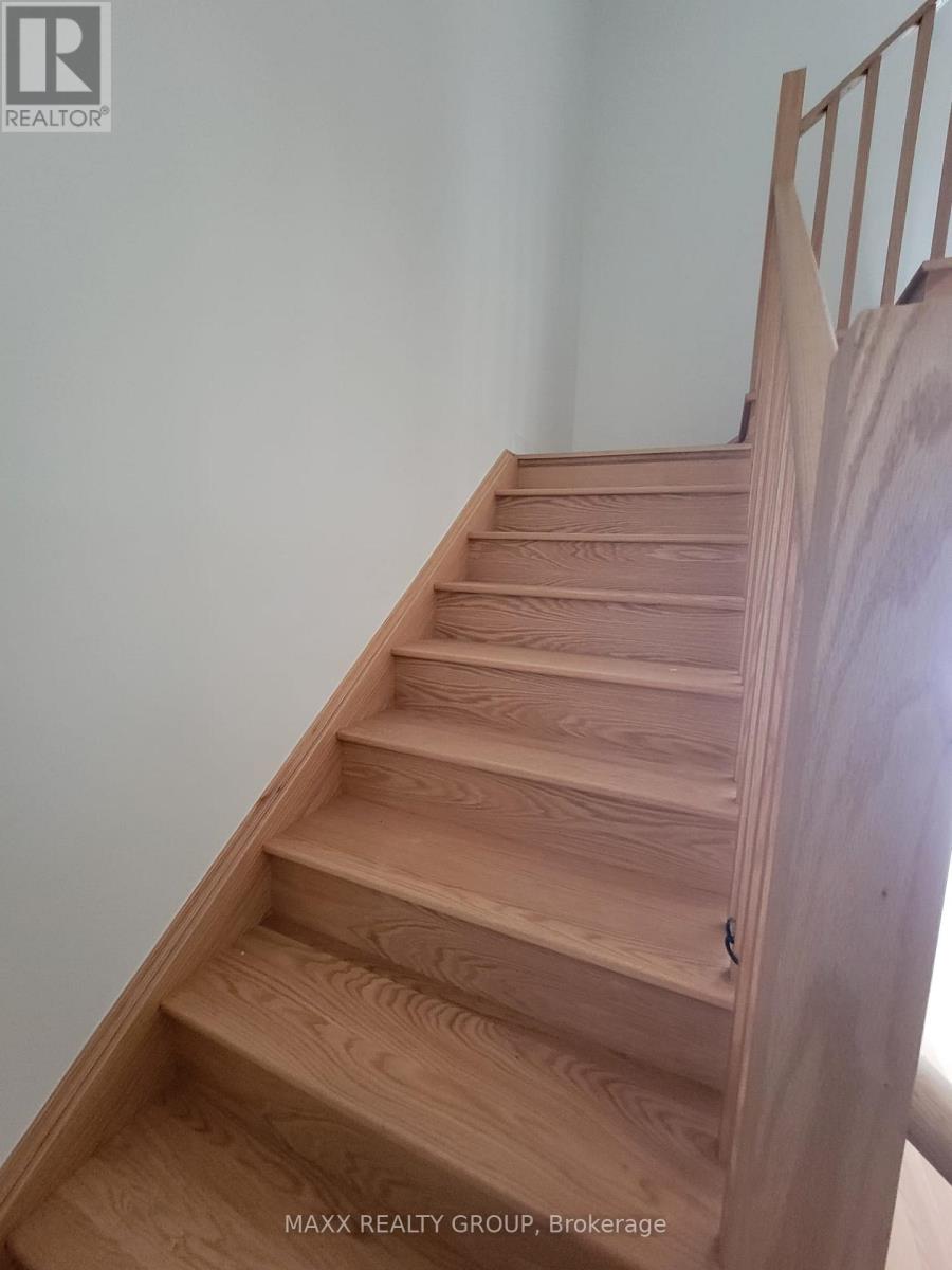 111 Brighton Lane, Thorold, Ontario  L2V 0P3 - Photo 9 - X12829902